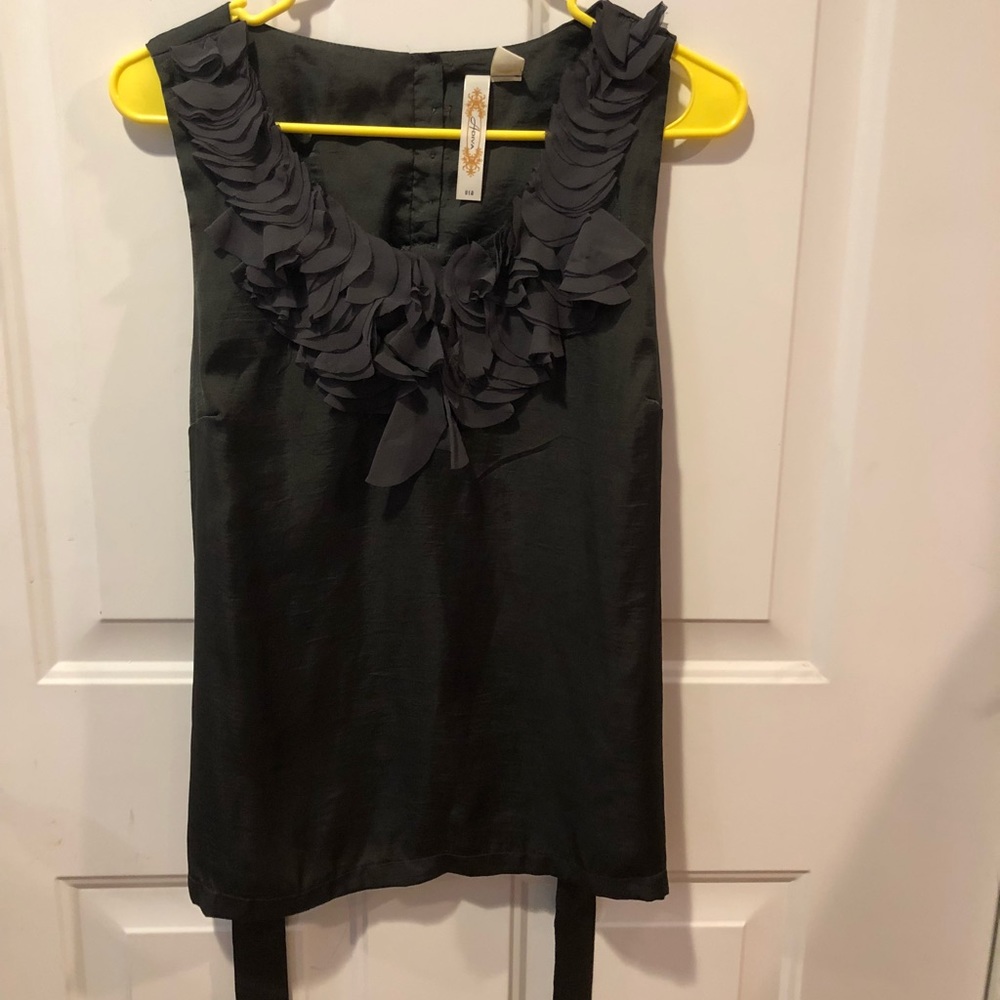 Sleeveless top